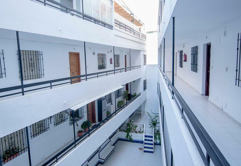 Luminoso Y Fresco Apartamento En 2ª Linea De Playa Fuengirola Exterior photo